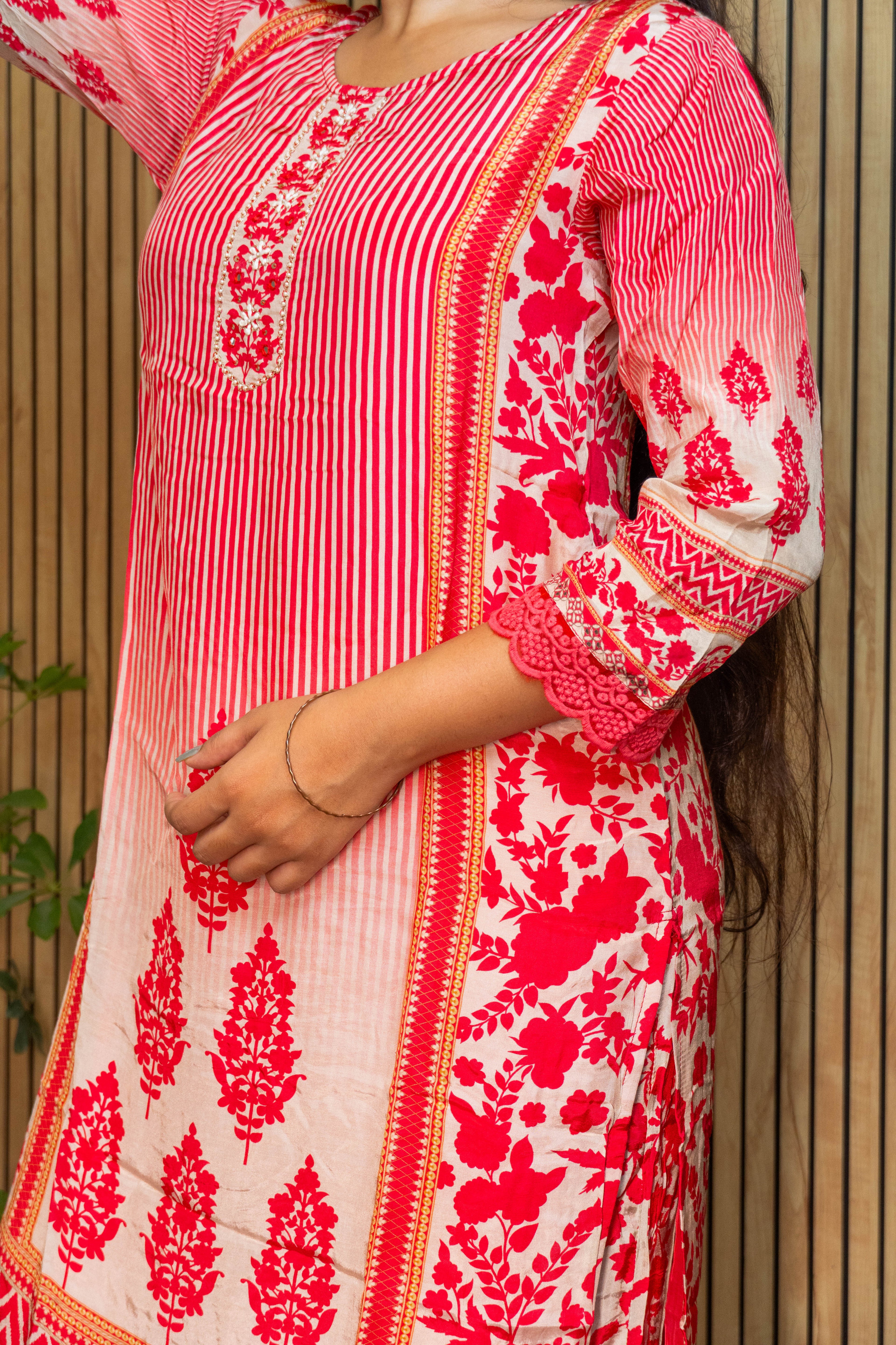 Red Muslin Viscose Kurti Set with Handwork & Printed Detailing