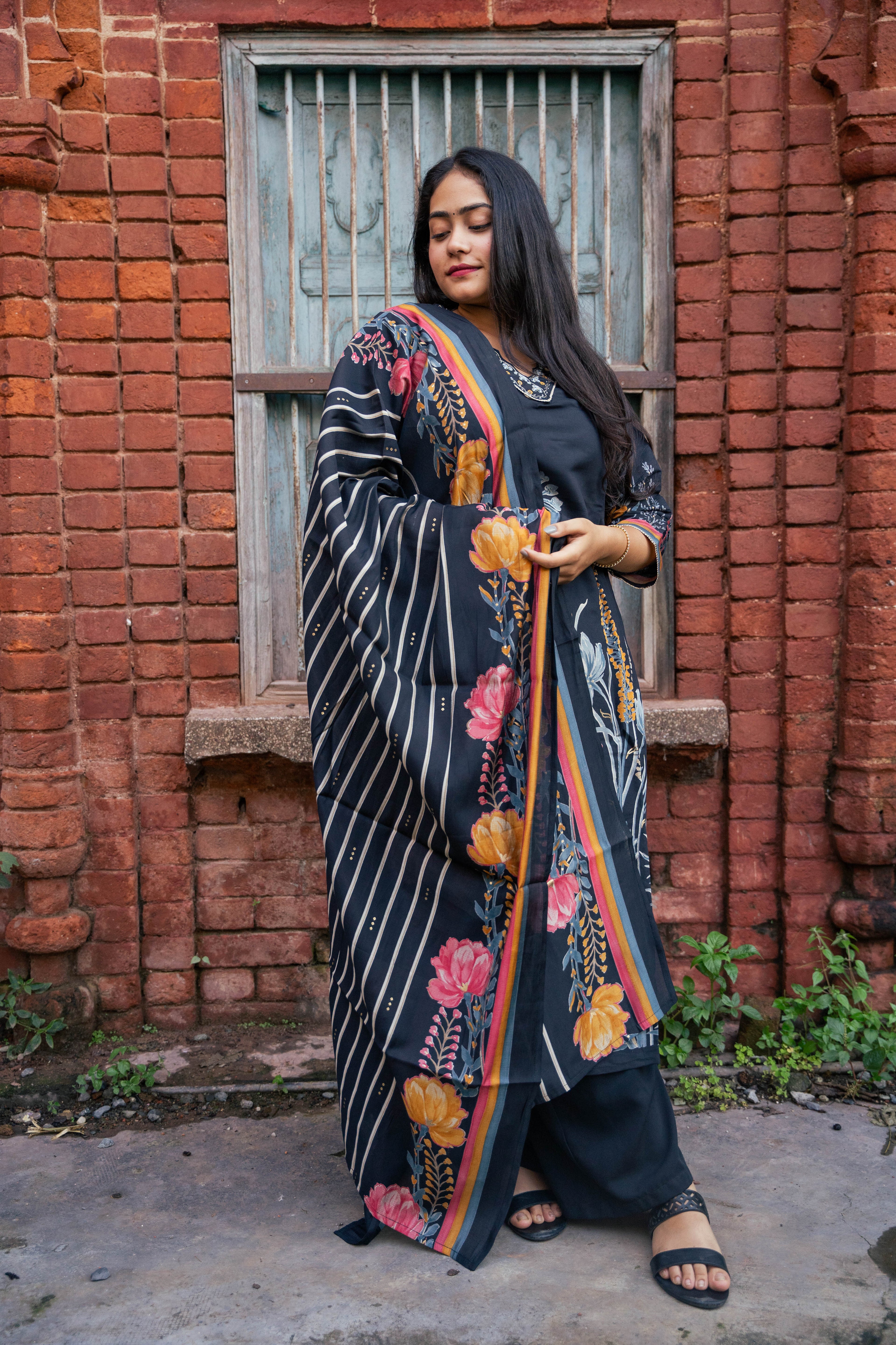 Black Pure Muslin Silk Kurti Pant Dupatta Set with Handwork & Prints