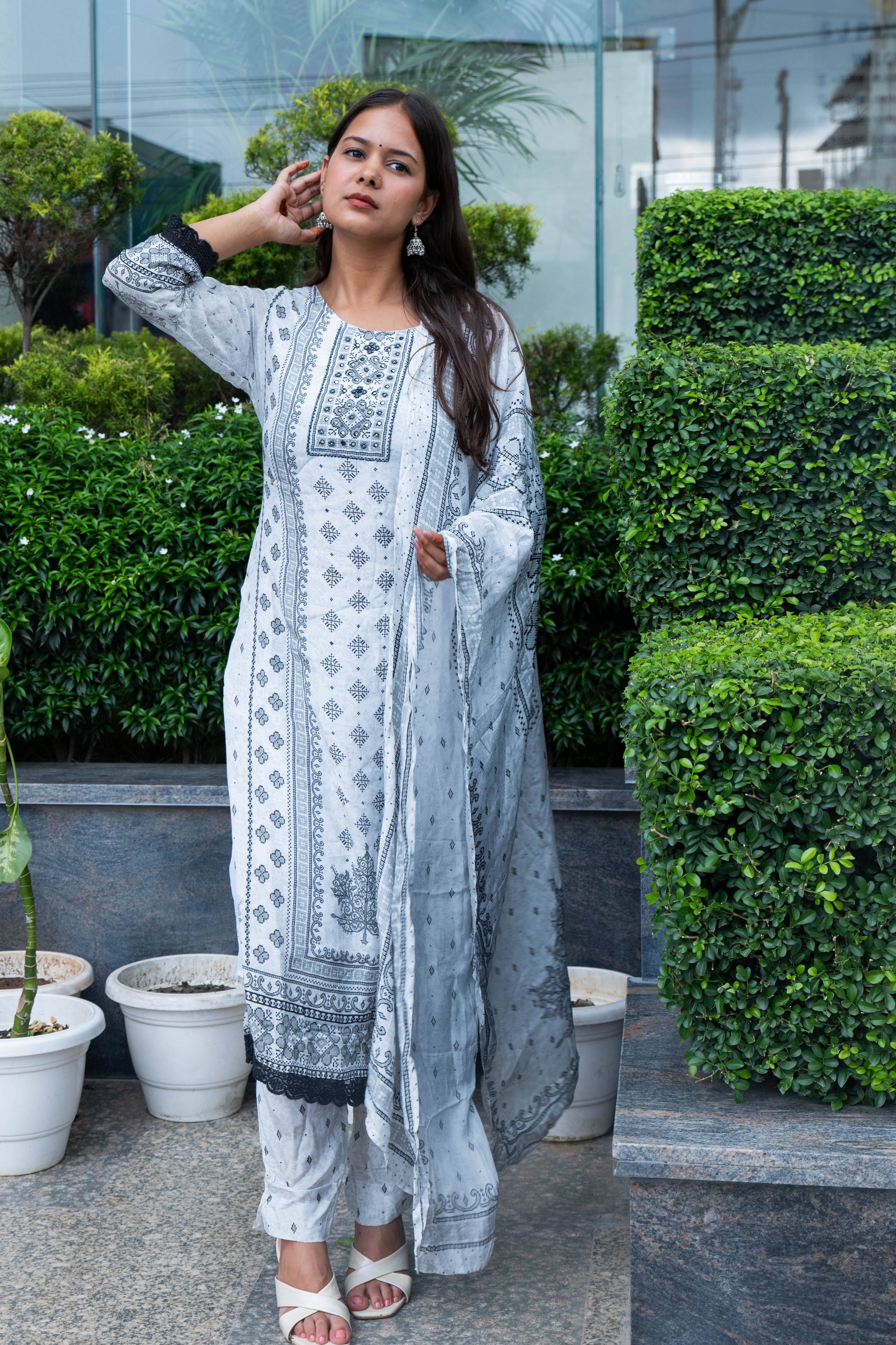 White-Black Premium Paper Silk Kurti Set with Handwork & Prints