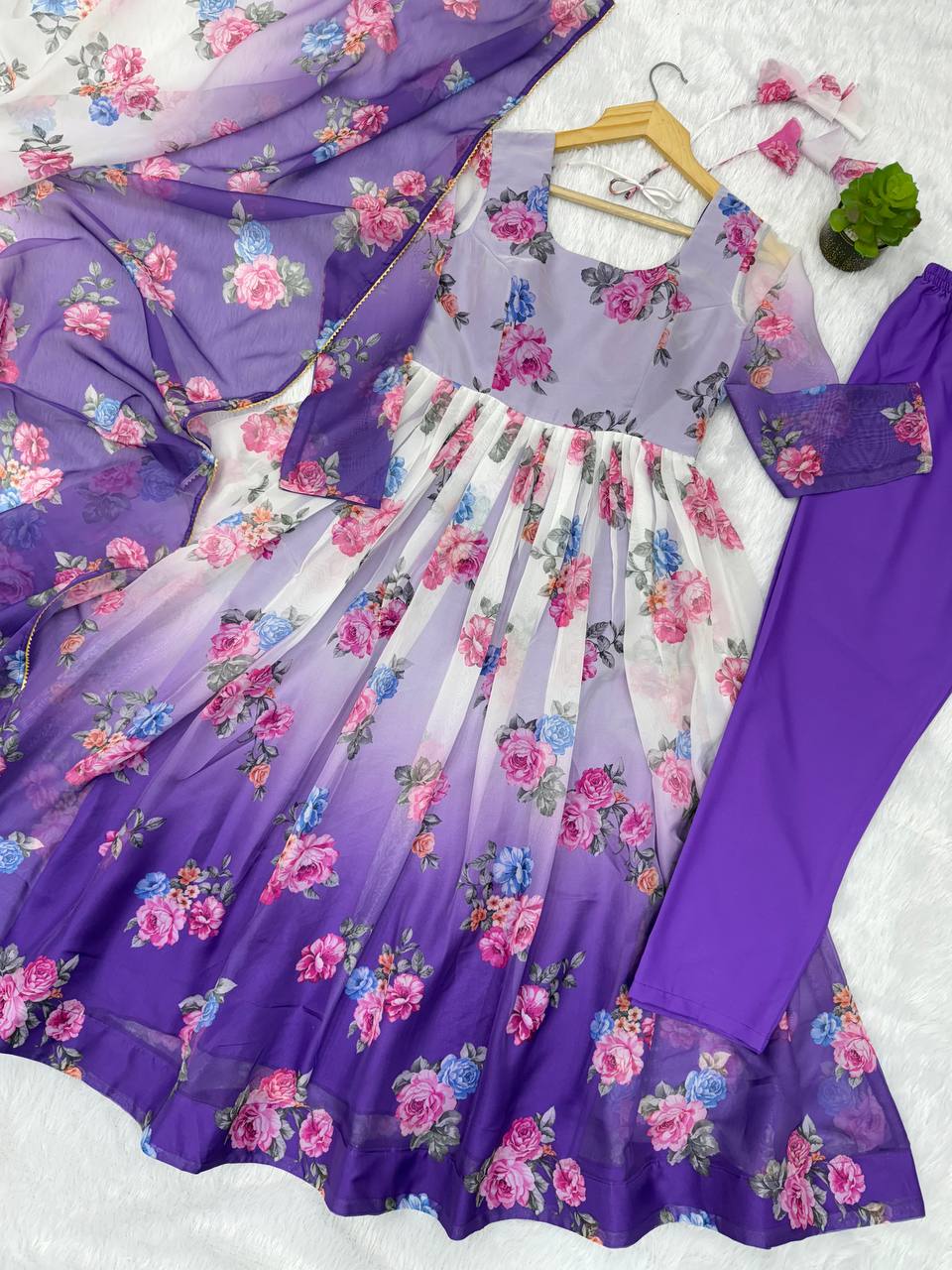 Designer Umbrella Suit Set with Dupatta & Pant – Lightweight Organza Floral Print