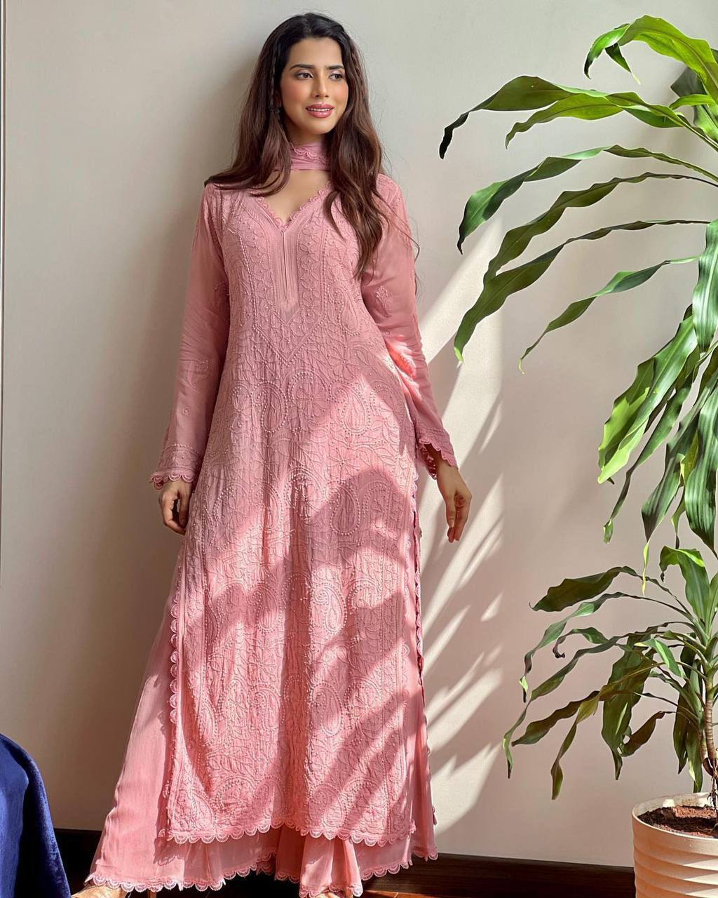 New Pink Trend Chikankari special Ethnic Set