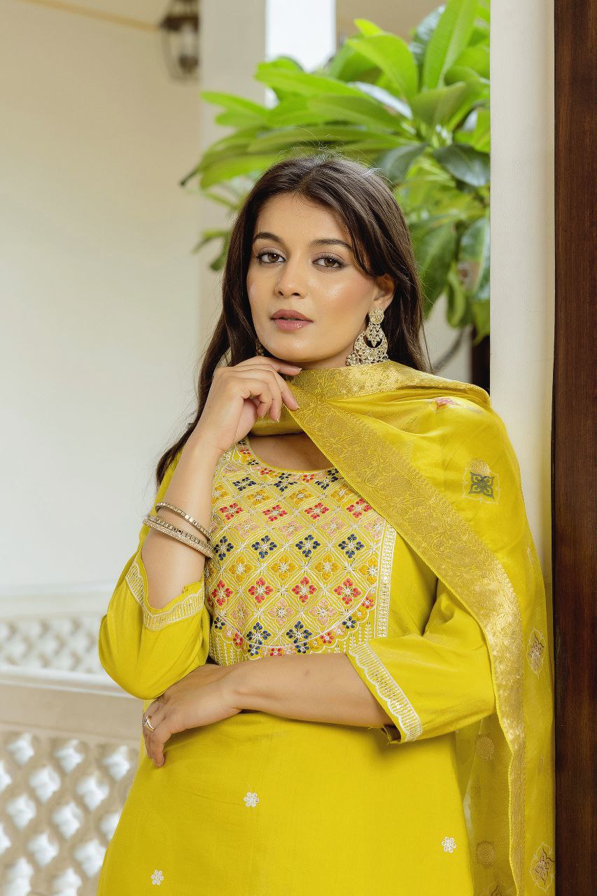 Rangrsa Ethnic Motifs Embroidered Regular Thread Work Kurta With Trousers & Dupatta