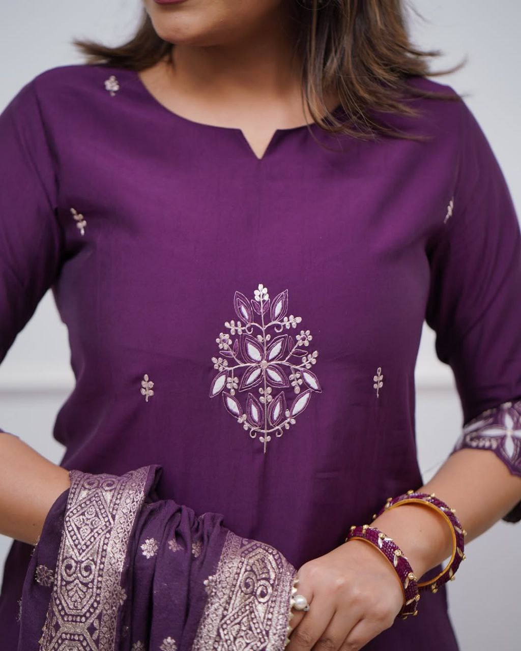 Rangrasa Women Embroidered Straight Kurta Set