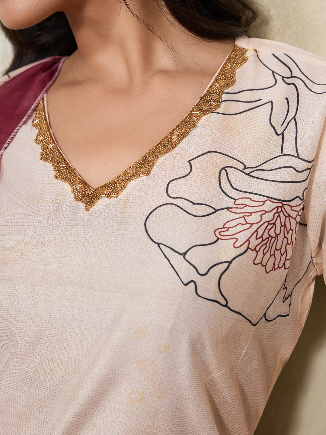 Suzuki Floral Printed V-Neck Straight Kurta With Trousers & Dupatta