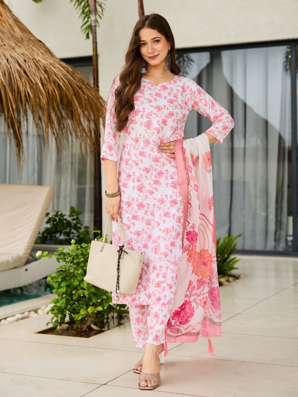 Women Floral Printed Kurta with Trousers & Floral Dupatta