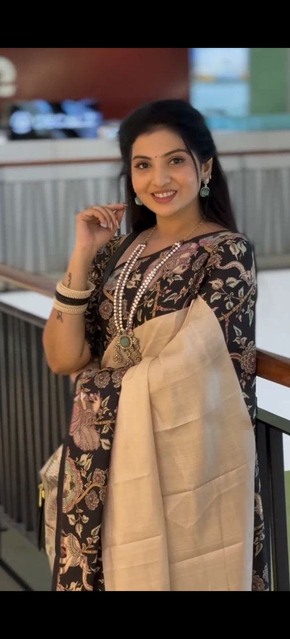 Heavy Handloom Tussar Silk Saree with Gajraj Chitrakala Digital Print & Blouse