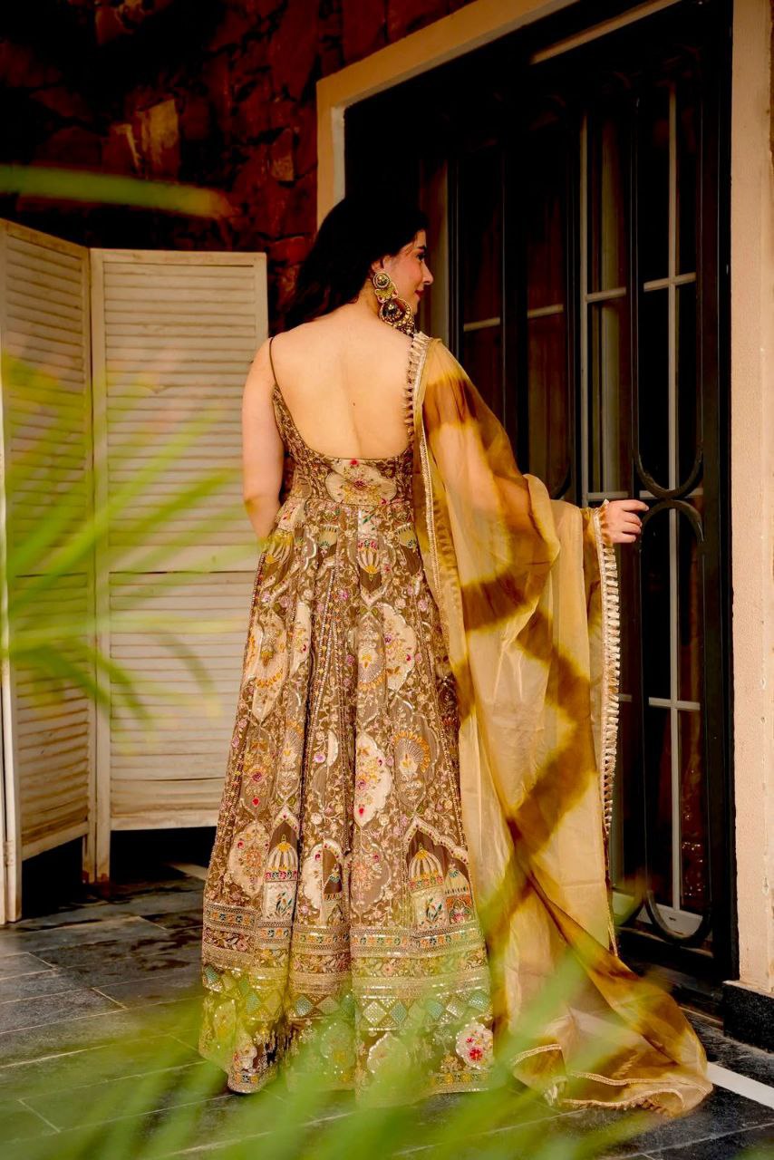 Shahi Adaa Heavy Maxi Set