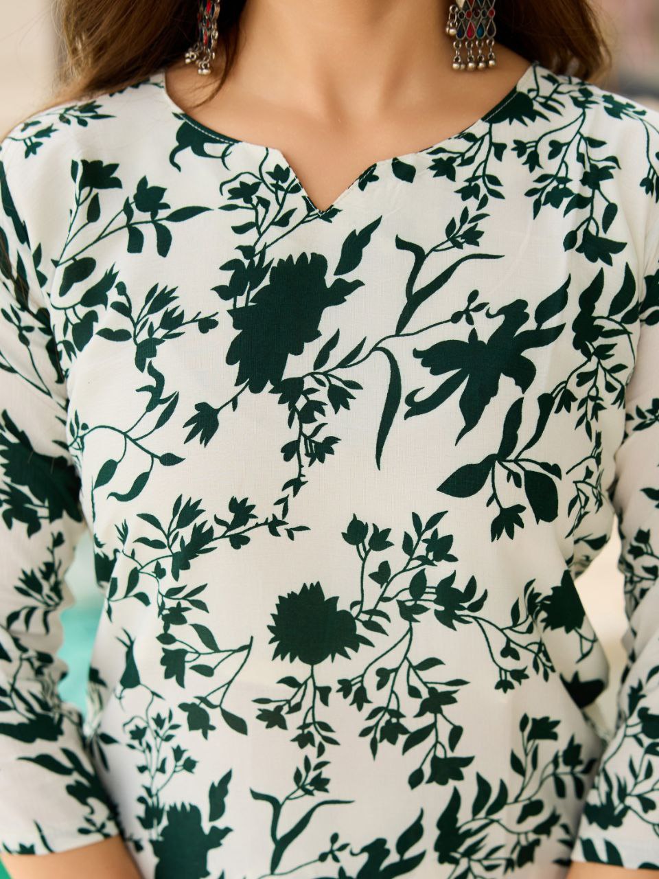 Women Floral Printed Kurta with Trouser & Dupatta